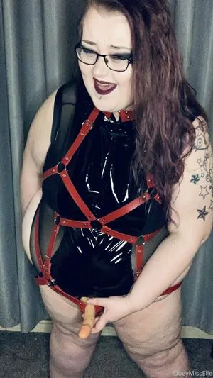 Obeymisselle OnlyFans Leaked Free Thumbnail Picture - #u4wu6CSRJk