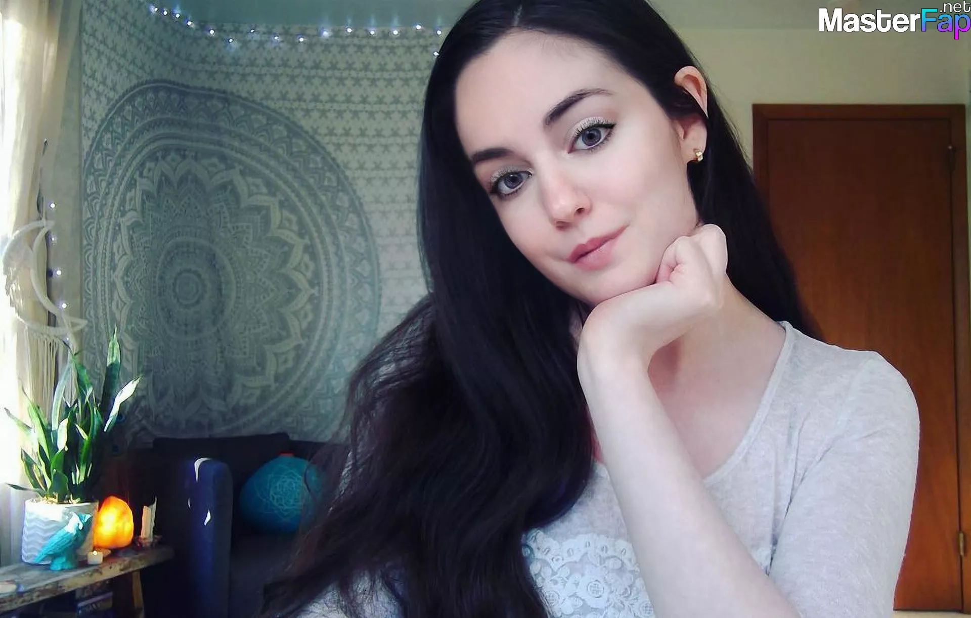 Simone asmr nudes