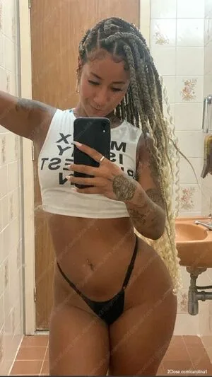 Ofc Eicarolina OnlyFans Leaked Free Thumbnail Picture - #ijBgOLxMai