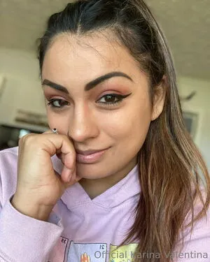 Officialkarinav Thumbnail Picture
