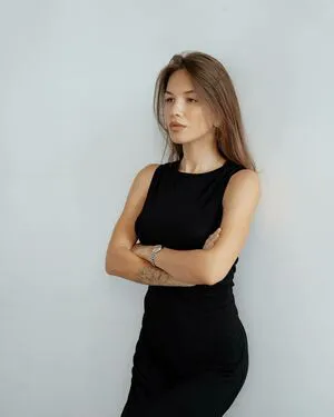 Olesya Bender Thumbnail Picture