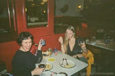 Oliveglass Thumbnail Picture