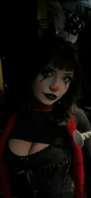 Olivia Kirsch Thumbnail Picture