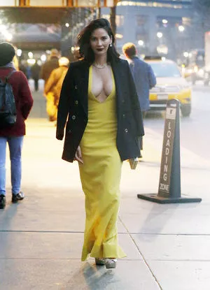 Olivia Munn OnlyFans Leaked Free Thumbnail Picture - #2dXCIONL0P