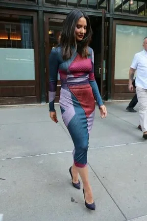Olivia Munn OnlyFans Leaked Free Thumbnail Picture - #8Ld4nUsx40
