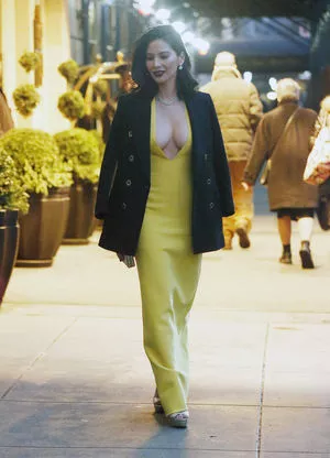 Olivia Munn OnlyFans Leaked Free Thumbnail Picture - #XxAxlKj8zR