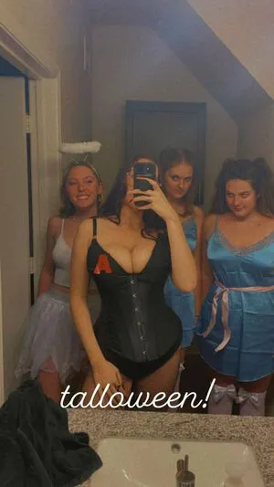 Olivia O OnlyFans Leaked Free Thumbnail Picture - #L2xtaf1wJw
