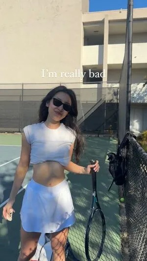 Olivia Sui Thumbnail Picture