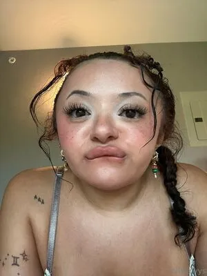 Oliviaivys OnlyFans Leaked Free Thumbnail Picture - #0aff7UrHa3