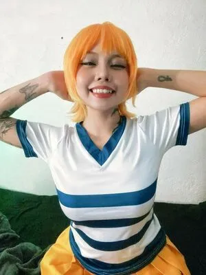on1ashie Thumbnail Picture