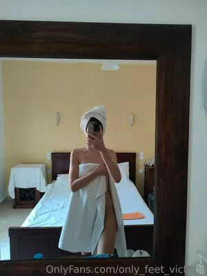 Only Feet Victoria Thumbnail Picture