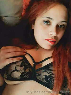 Onlyemiliee Thumbnail Picture