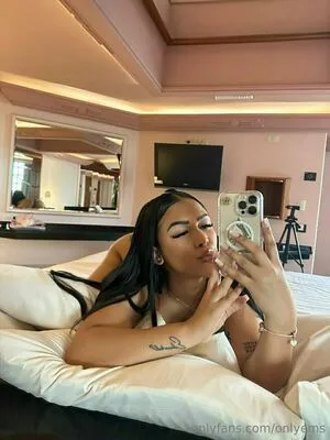 Onlyems OnlyFans Leaked Free Thumbnail Picture - #zw3bGXhwIs