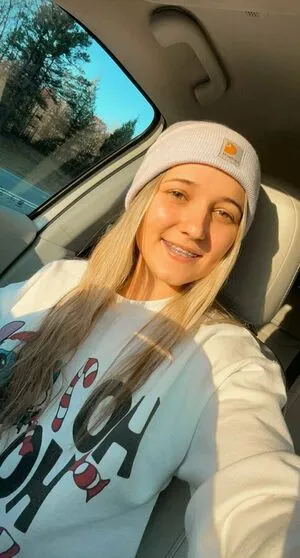 onlyneedbri Thumbnail Picture