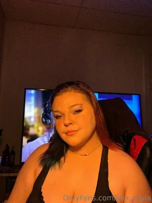 Onlyskyyla OnlyFans Leaked Free Thumbnail Picture - #23b37ykfzt