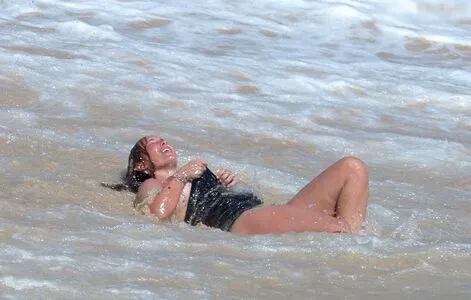 Oops International OnlyFans Leaked Free Thumbnail Picture - #dp54ZYBaCs