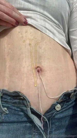 Outiegirl Thumbnail Picture