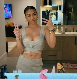 Paige Hurd Thumbnail Picture