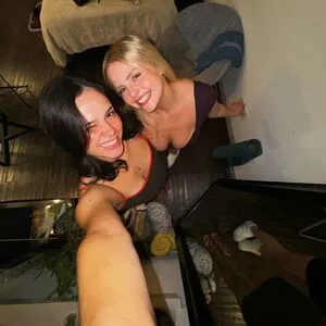 Paigemariiah Thumbnail Picture