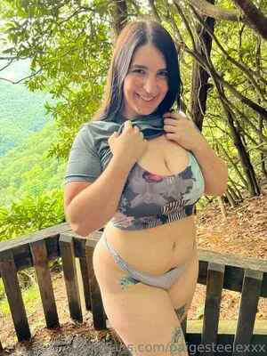 Paigesteelexxx Thumbnail Picture