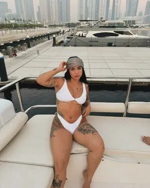 Paola Ataide Thumbnail Picture