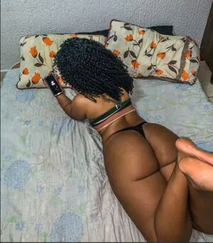 Pati Maia Thumbnail Picture