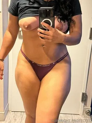 Paula Contento Thumbnail Picture