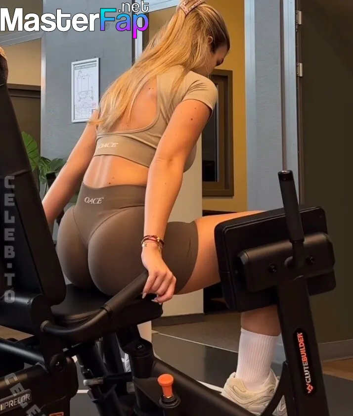 Paula Doeringer OnlyFans Leak Picture - #EAC3rGzBSo.