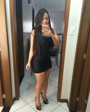 Paulaooliveira Thumbnail Picture