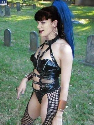 Pauley Perrette Thumbnail Picture