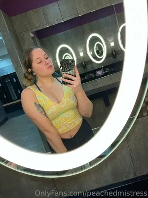 Peachedupprincess OnlyFans Leaked Free Thumbnail Picture - #Ybo2UwiMBy