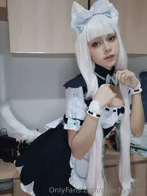 Peachykellie Thumbnail Picture