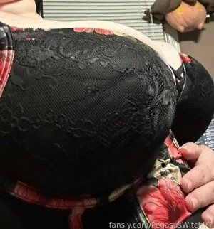Pegasuswitchvt OnlyFans Leaked Free Thumbnail Picture - #EC22sslMnP