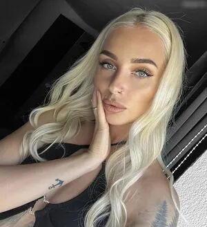 Penelopeflowersxxx Thumbnail Picture