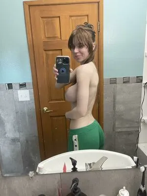 Pepper Hart Thumbnail Picture