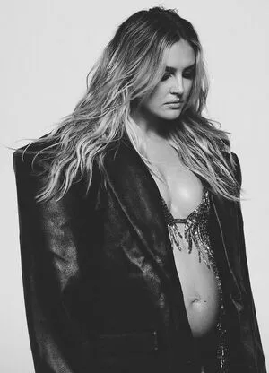 Perrie Edwards OnlyFans Leaked Free Thumbnail Picture - #aKSWXMcWka