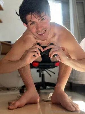 Peter Br OnlyFans Leaked Free Thumbnail Picture - #6EPFur402m
