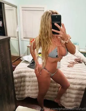 Phatazbombshell OnlyFans Leaked Free Thumbnail Picture - #KuXGeULKse