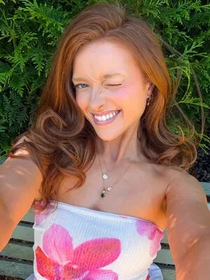 Pheobeisginger Thumbnail Picture