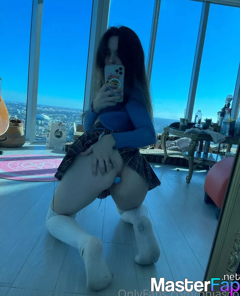 Phiasco nude