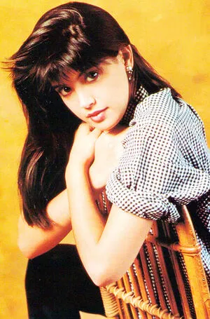 Phoebe Cates OnlyFans Leaked Free Thumbnail Picture - #0lReyuyVtN