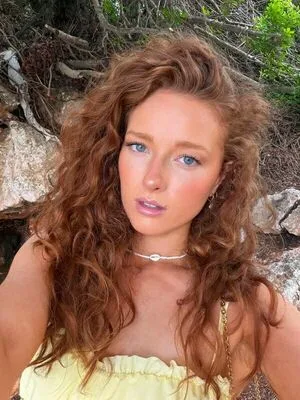 Phoebeisginger OnlyFans Leaked Free Thumbnail Picture - #CDb3uSaqIa