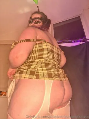 Phoebesoffice OnlyFans Leaked Free Thumbnail Picture - #1gXbhs05ch