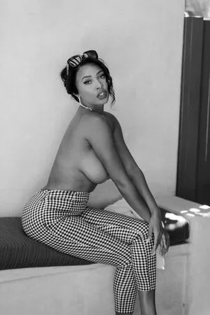 Phoenix Skye OnlyFans Leaked Free Thumbnail Picture - #OSXsmsVO3D