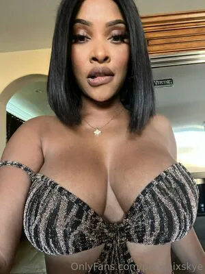 Phoenixskye OnlyFans Leaked Free Thumbnail Picture - #CwNGzbxZoi