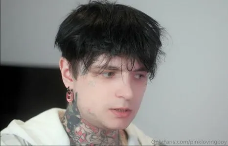 Pinklovingboy Thumbnail Picture