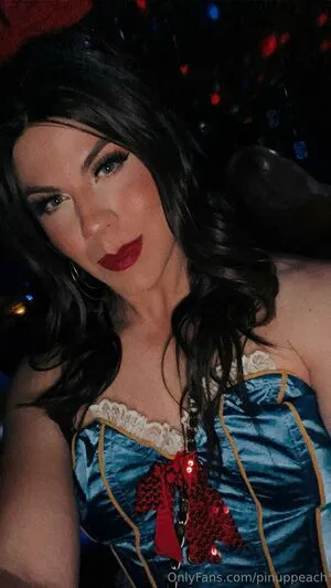 Pinuppeach Thumbnail Picture