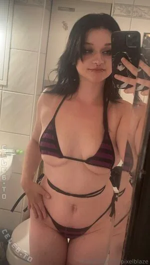 Pixelblaze OnlyFans Leaked Free Thumbnail Picture - #gklwAQn0WE