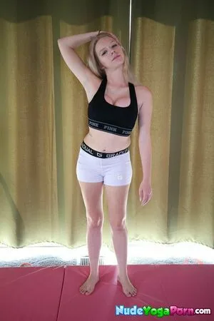 Pixie Kinzi OnlyFans Leaked Free Thumbnail Picture - #5Zf9MfnAhV