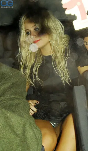 Pixie Lott OnlyFans Leaked Free Thumbnail Picture - #TeqVhk2aDe